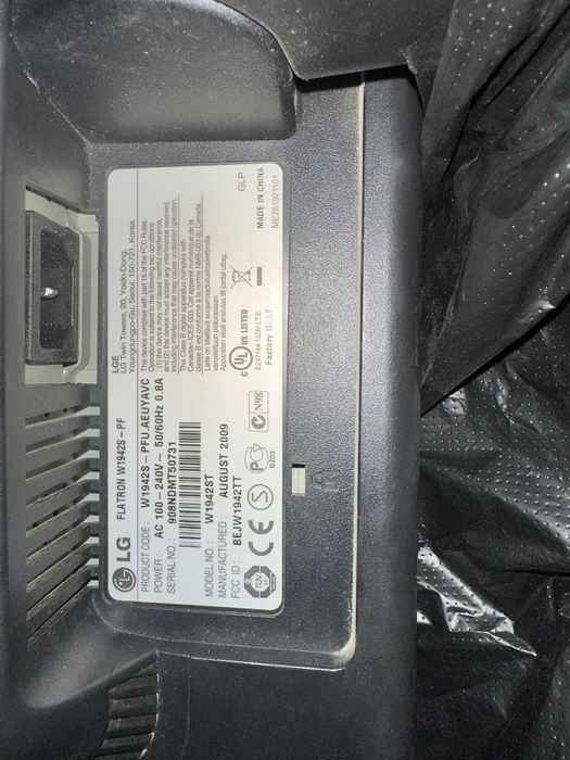 Lg монитор. Работает отлично