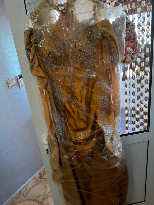 рокля от Турция само един път използвана чисто нова