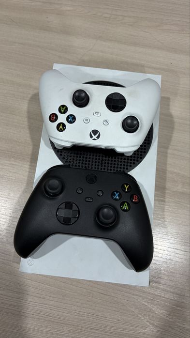 Продам Xbox series s