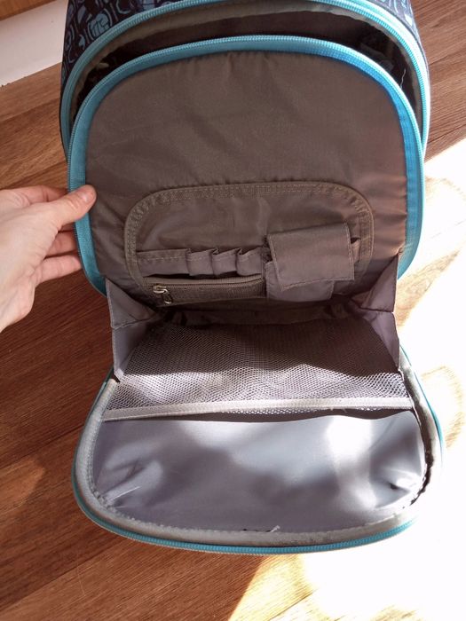 Школьный ранец на мальчика