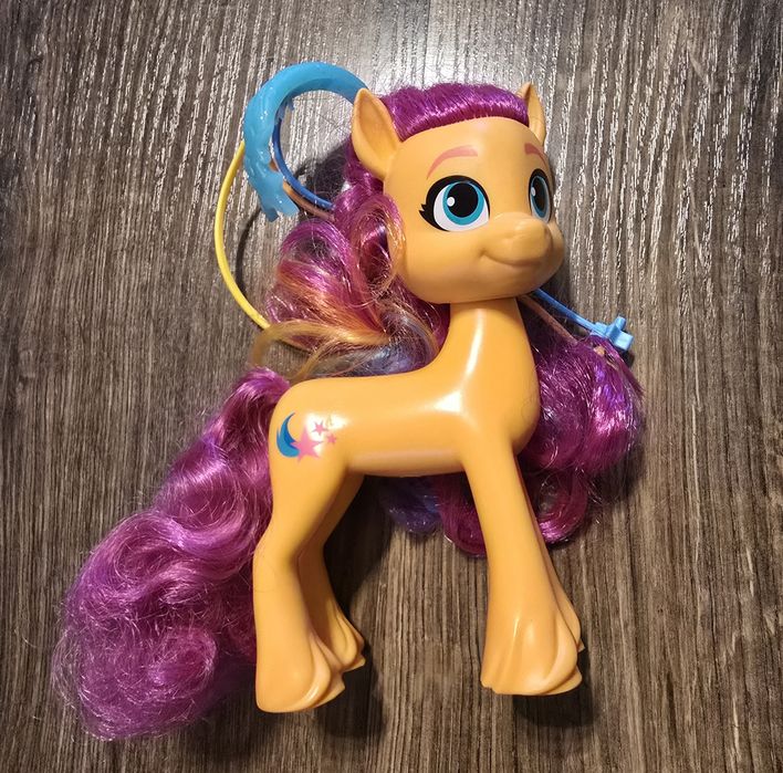 Figurina My Little Pony Rainbow Reveal Sunny Starscout