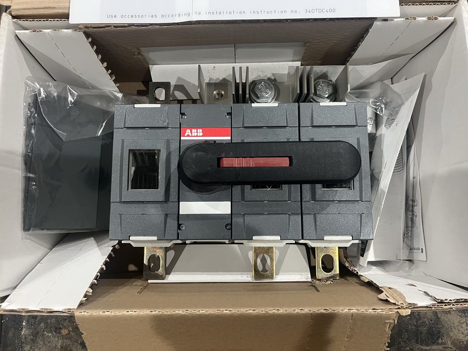 ABB Разединител с директна дръжка 1500V 400A DC