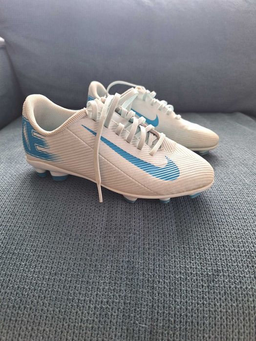 Бутонки Nike, размер 33.5