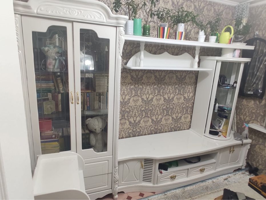 Продам стенку в гостиную