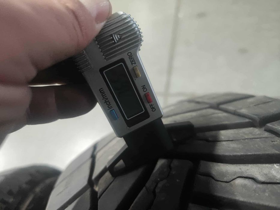 2бр.всесезонни гуми 225/55/17C Michelin