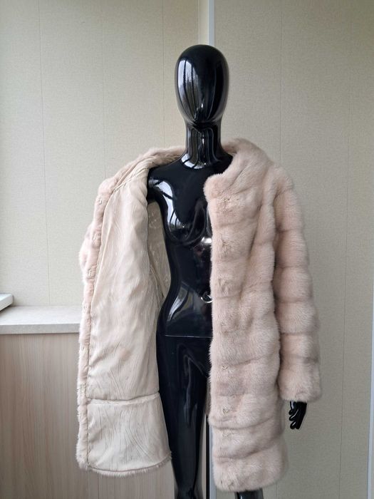 Haina blana vizon , Haină blană nurcă impecabila, 4 in 1 m. L-XL