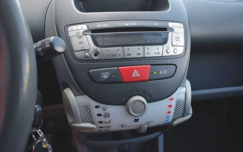 ЧАСТИ Тойота АЙГО 2006-2012г. Toyota Aygo, 5 врати, бензин 1000куб