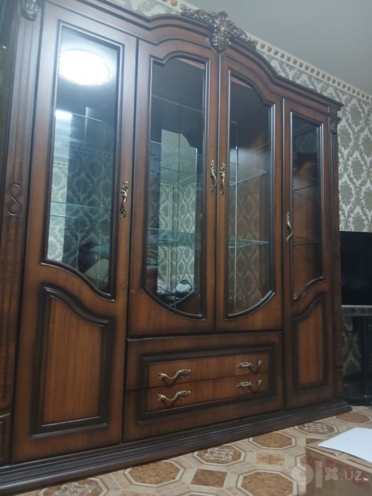 Продается горка для гостиной