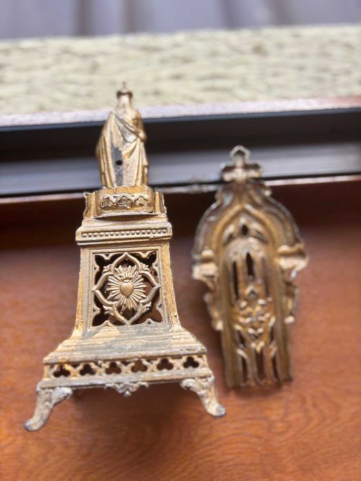 Statuetă cu Fecioara Maria și Pruncul Iisus/metal/foarte veche/h=30,2cm/G=780g.