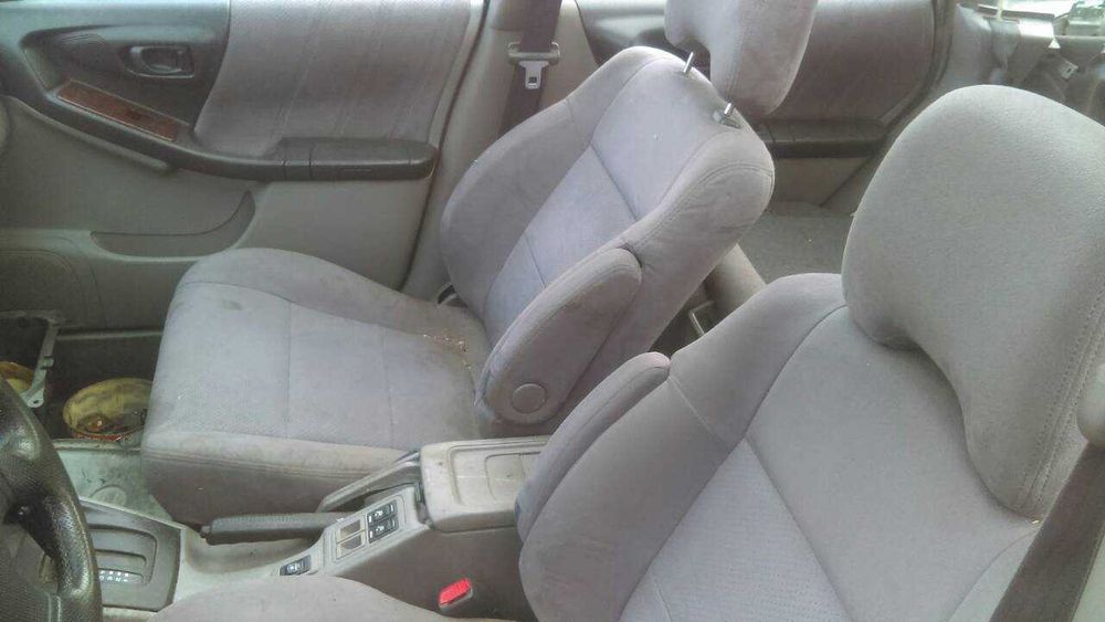 На части Субару Форестер  2000 куб.бензин 170 к.с.Subaru Forester