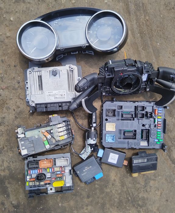 Kit pornire complet 1.6hdi 109cp Peugeot 3008 an 2008-2015