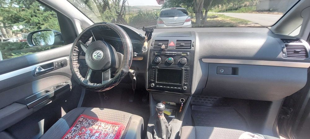 VOLKSWAGEN Touran 2004 — imagine 2