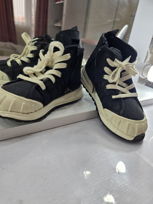 Ботички Zara 26н