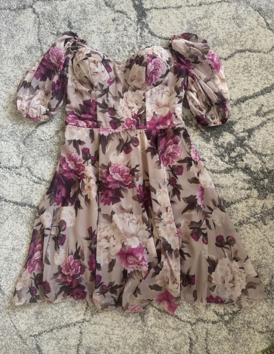 Rochie eleganta scurta