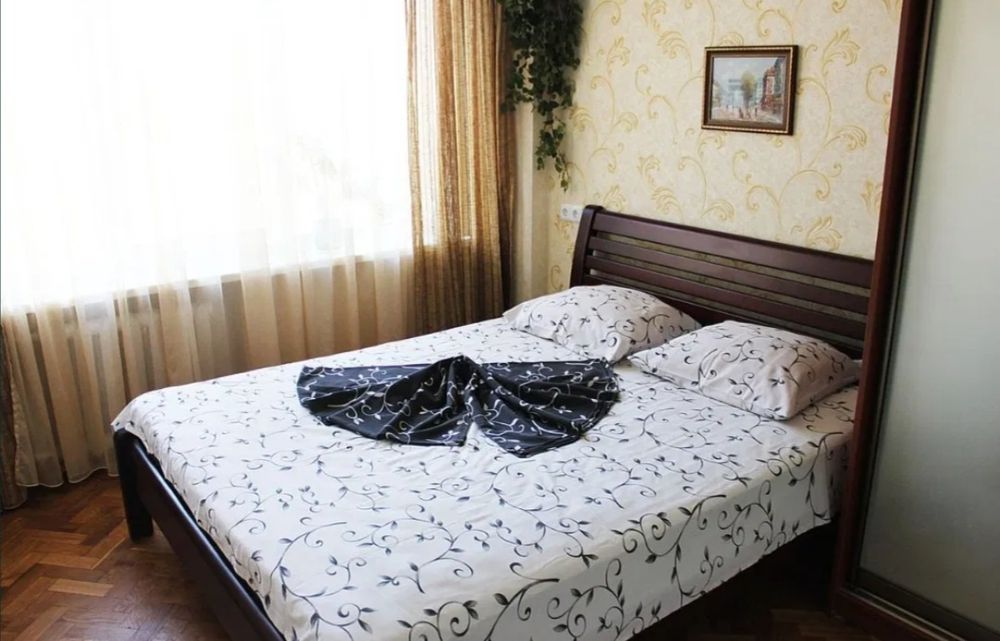 Проспект Сарыарка 11, 2часа 2000