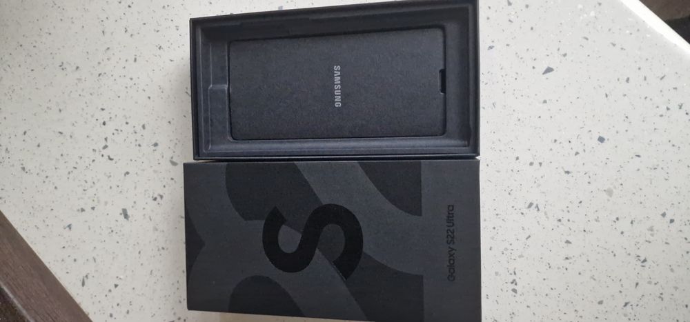 Vând samsung s22 ultra 128gb