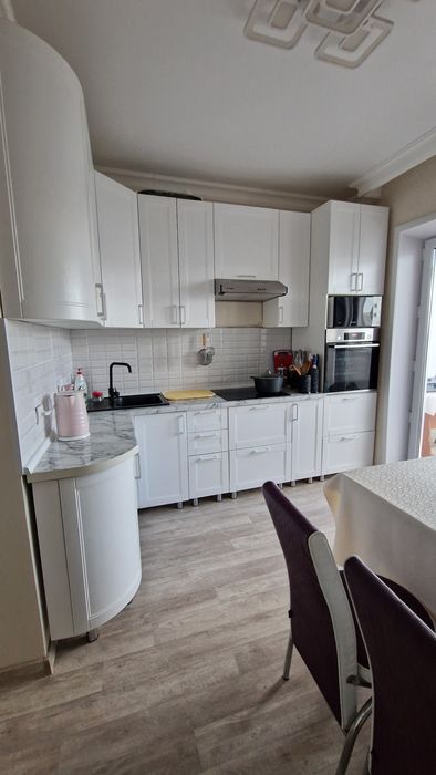 Продам 3 комнатную квартиру в мобиле