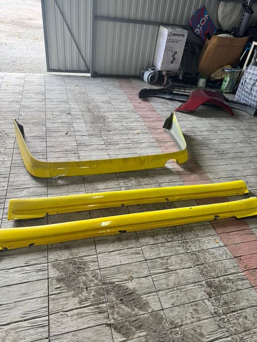 Продается обвес на марк 2
90 кузов 
Состояние хорошее, есть не большой