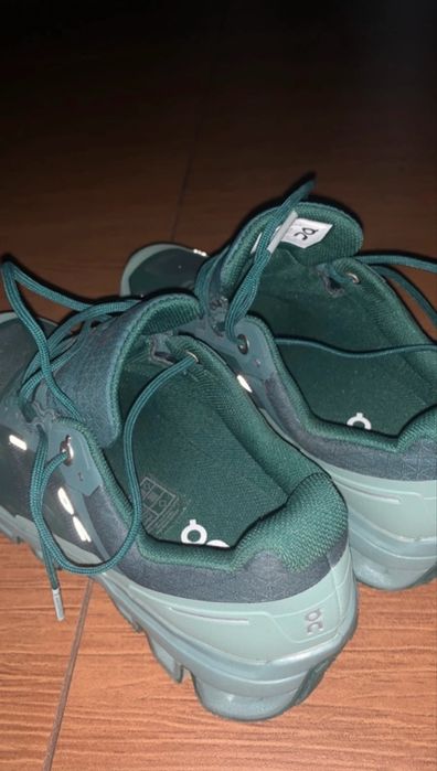 Adidasi originali On Running Cloudventure Waterproof - Marimea 37.5
