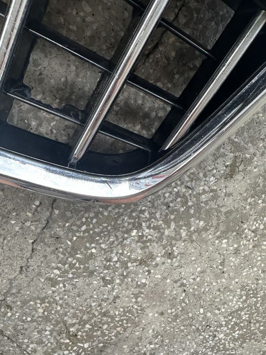 Audi Q7 предна решетка