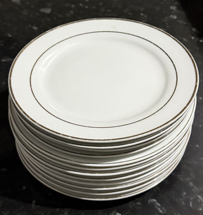 Посуда,приборы,тарелки