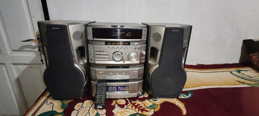 Музыкальные центры