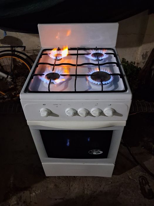 Газ плита сотилади Индизит 50x60x85