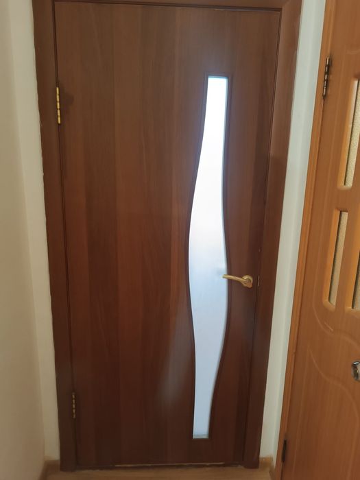 Продам межкомнатные двери