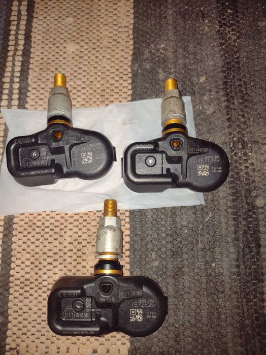 оригинални датчик налягане на гумите TOYOTA датчици за тойота рав4
