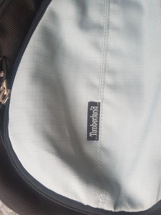 Продавам 3  раници.