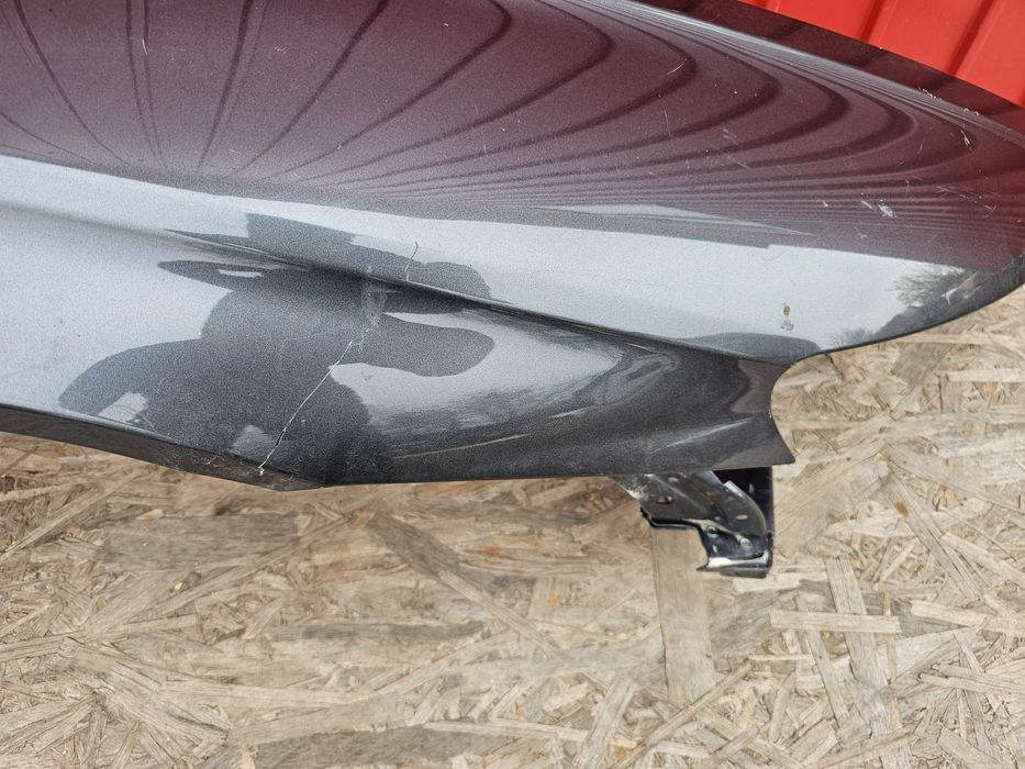 Aripa dreapta fata Audi E Tron GT cod 4J3821104