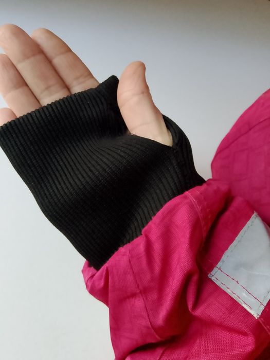 Зимний комбинезон для девочки