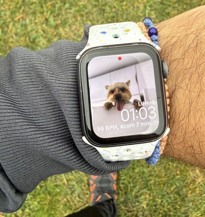 Apple Watch SE ,40 mm ,GPS ,Aluminium Balck Sport B