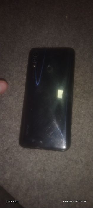 Telefonlar zapchastga sotiladi