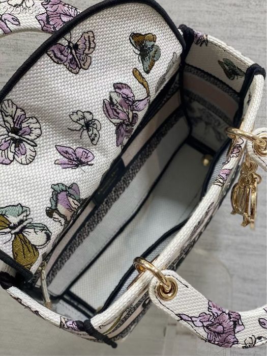 Dior сумка очень красивые