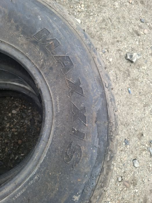 Vand 2 anvelope atv spate 270/60/12 maxis bune fara defecte