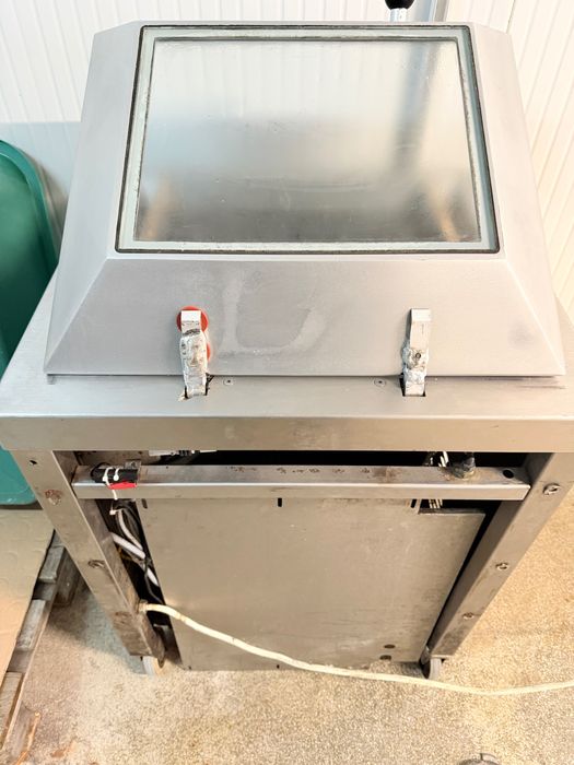 Вакуум машина Мултивак