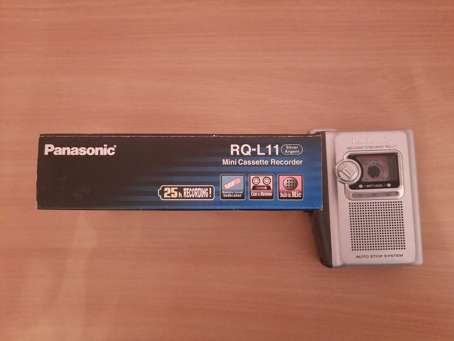 Продам диктофон. Возможен торг.