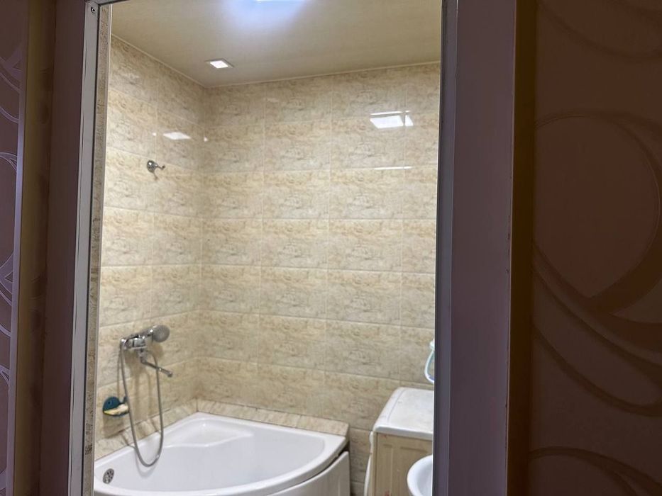 1 xona toza uy qoraqamishda arendaga