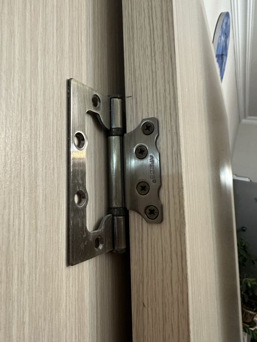 Продам двери все в сборе