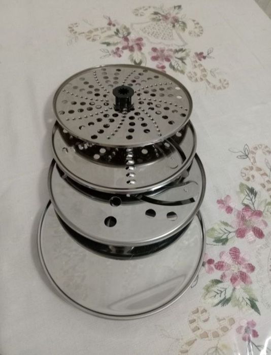 Соковыжималка продаётся