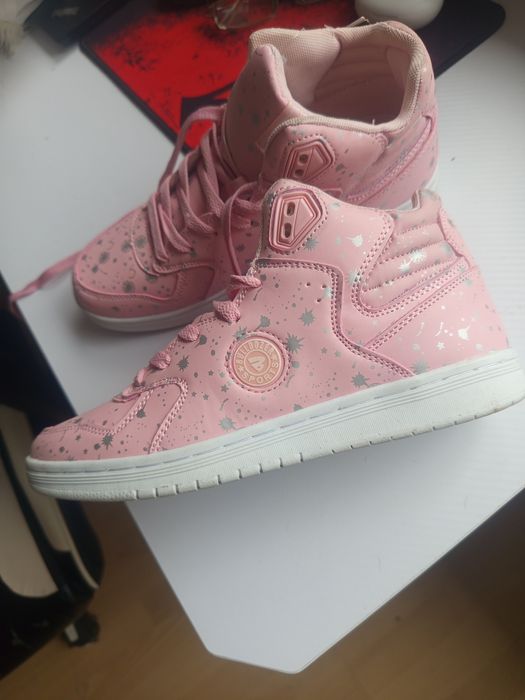 Дамски маратонки 38н