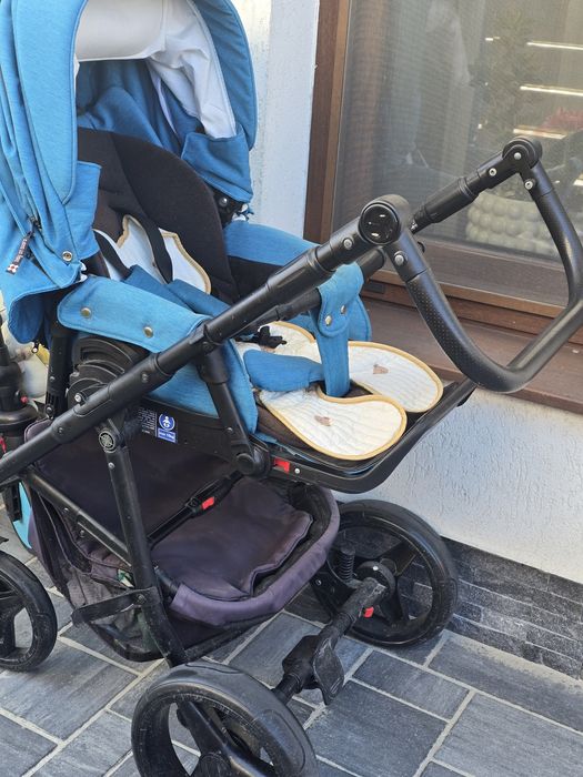 Carut 3 in 1 Adamex cu suport isofix pentru masina