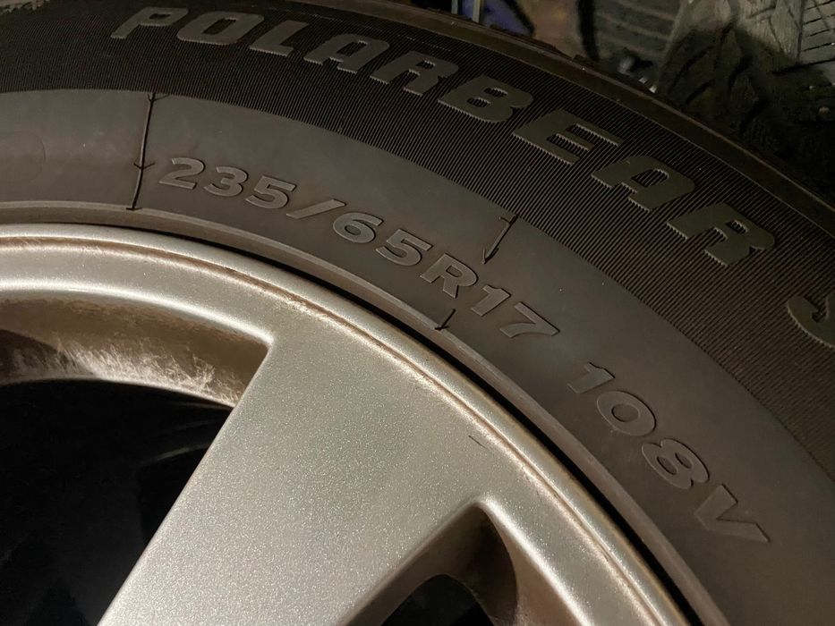Volvo XC60 джанти с зимни гуми 235 65 17