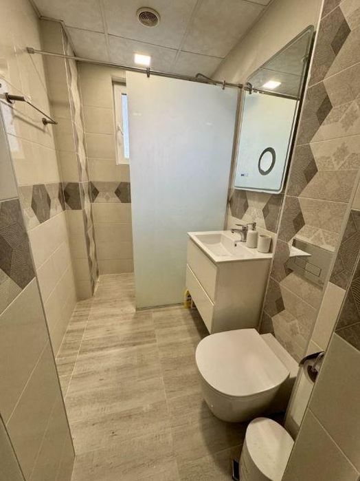 Дава се под наем Двустаен апартамент в Варна, Аспарухово - 63 кв.м за 648.21 € - Снимка #4