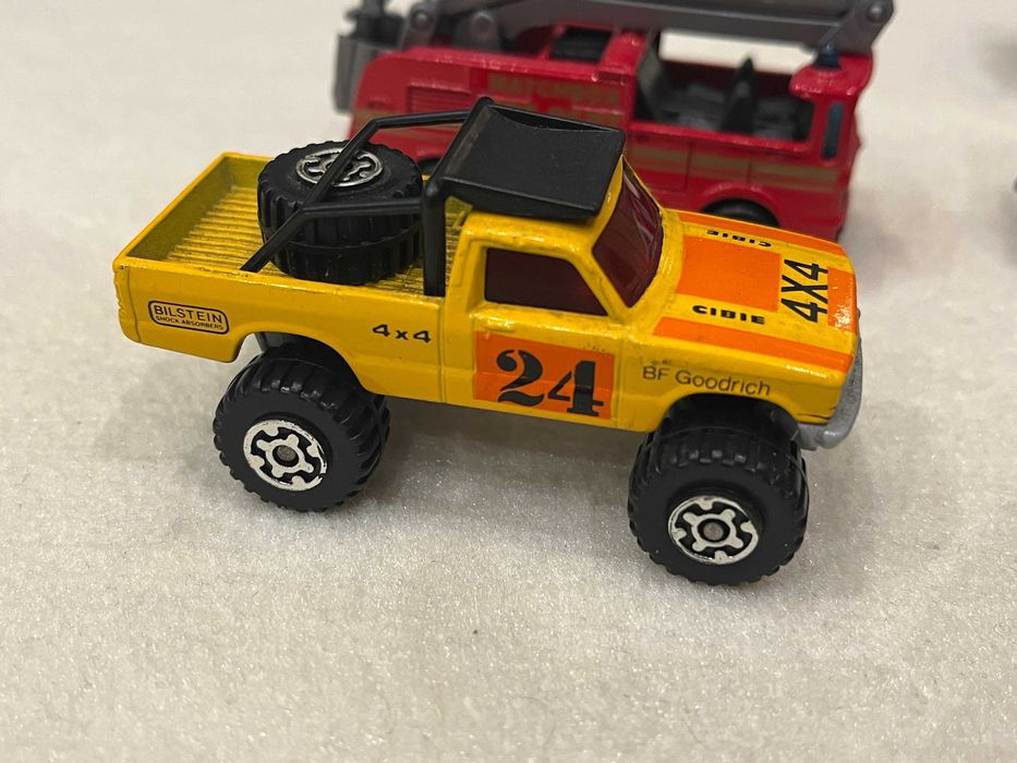 колички Matchbox macau thailand china от 80-те и 90-те години мачбокс