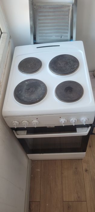 Электрическая плита