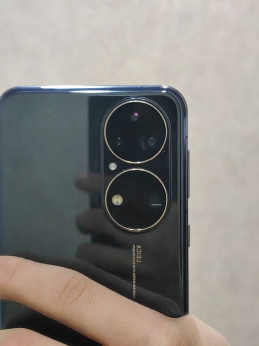 Обменаю телефон huawei p50