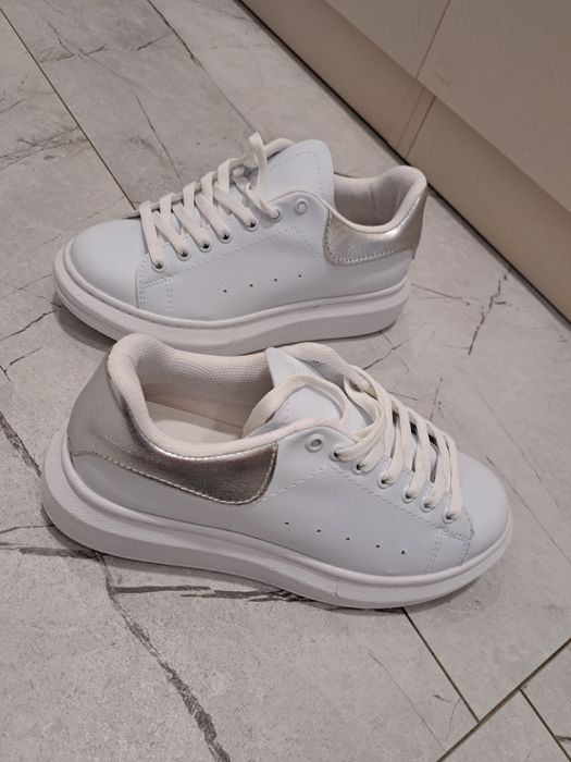 Нови  дамски маратонки