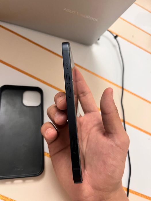 Айфон 13 еще на гарантии